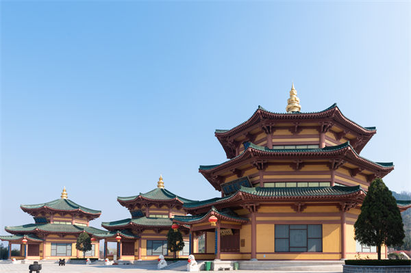 煙臺企業(yè)戰(zhàn)略模糊難落地？戰(zhàn)略咨詢公司如何精準錨定增長賽道？